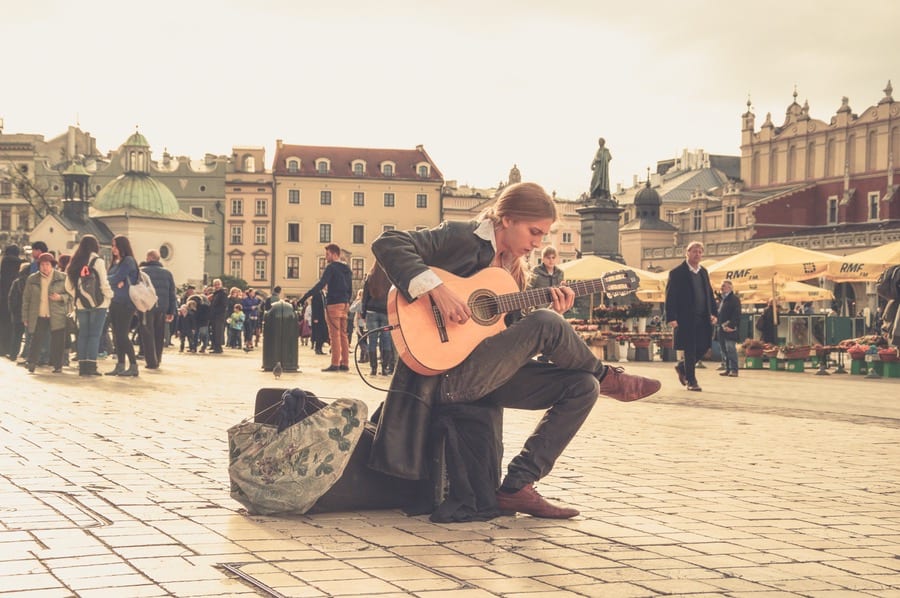 personne-ecoute-musique